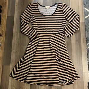 BLACK & CREAM STRIPED MINI DRESS